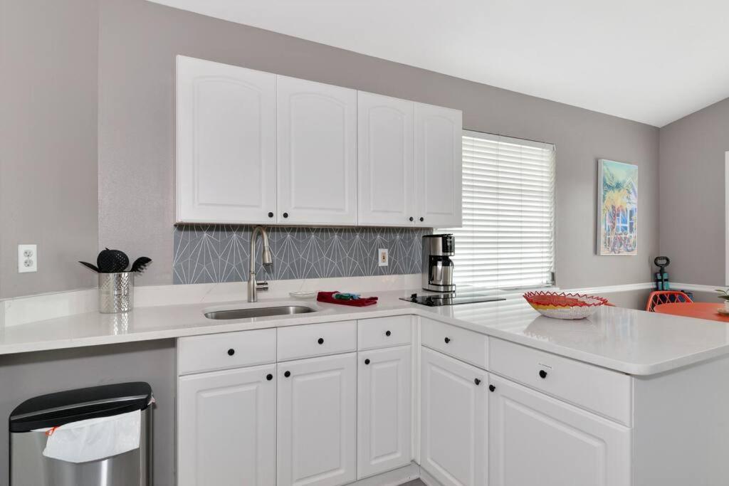 Walk To The Beach - Island Villa Siesta Key Ngoại thất bức ảnh